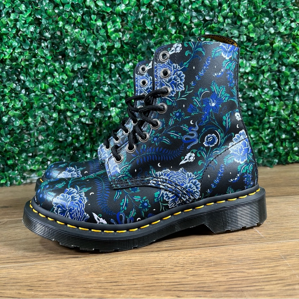 New Dr. Martens 1460 Pascal Mystic Garden Backhand Boot Blue Floral Lace Up Sz 6